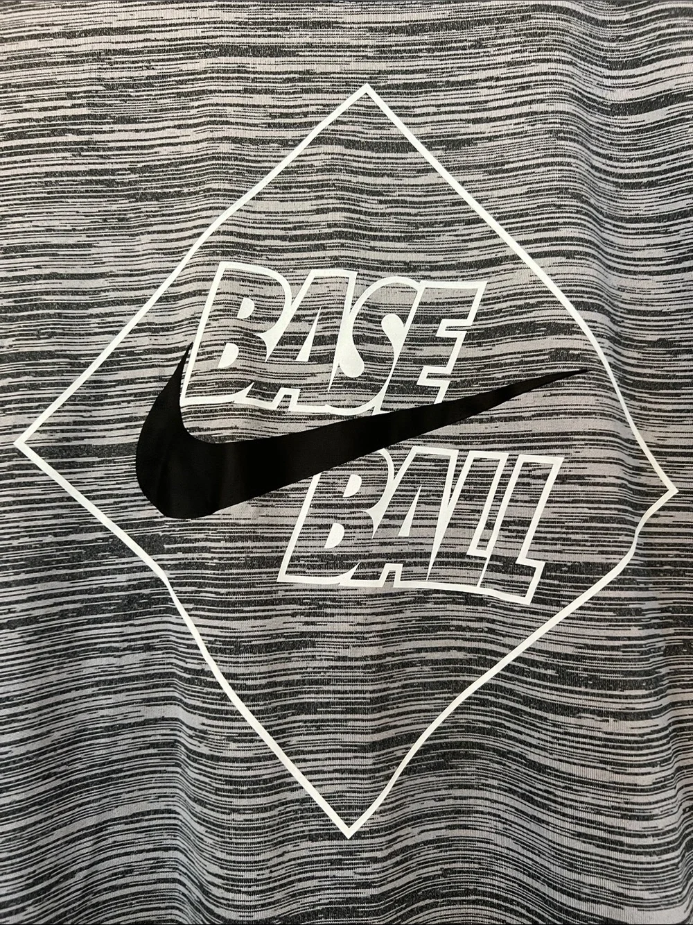 NWT Nike Gray Baseball Graphic Mens T-Shirt